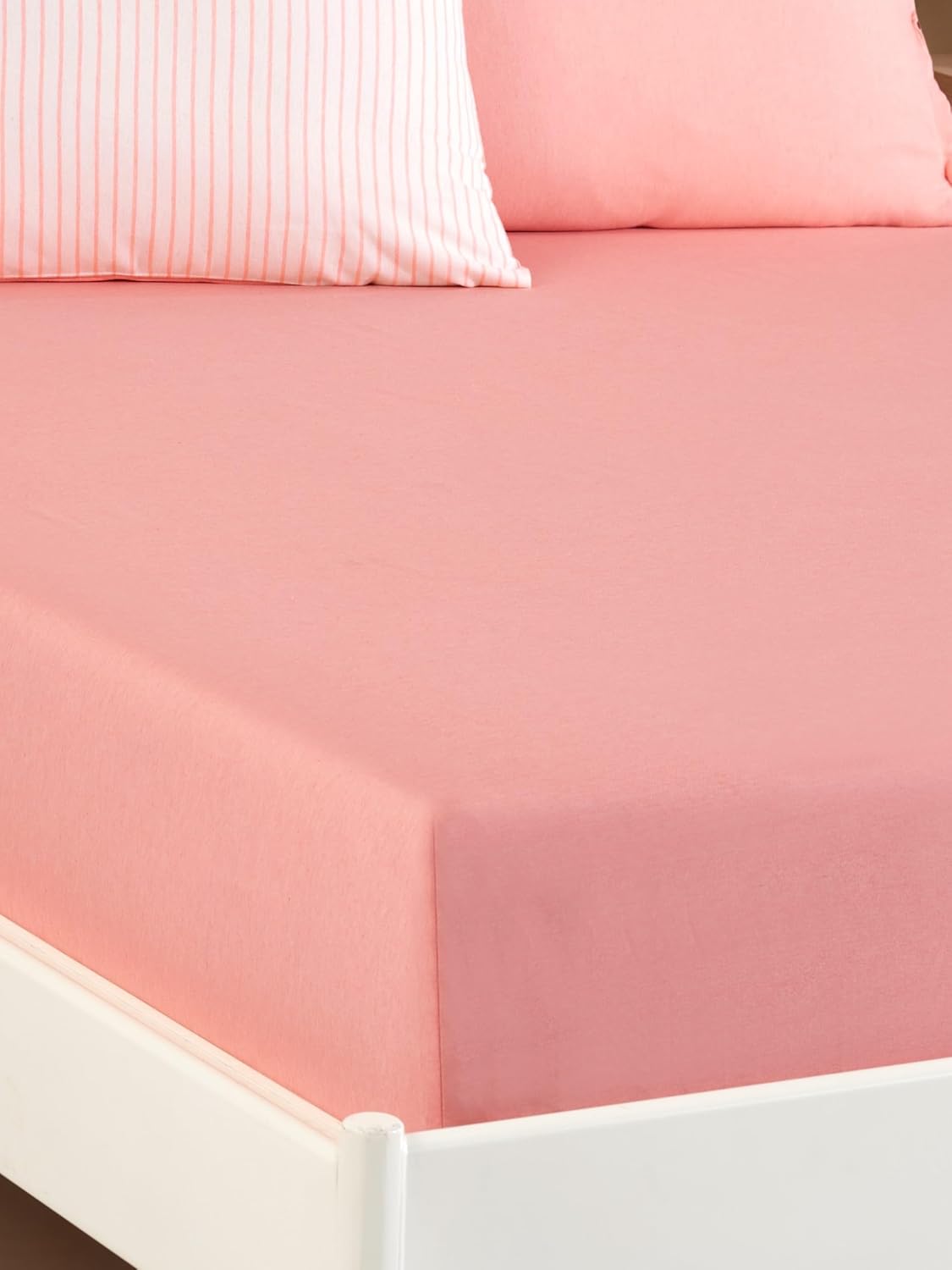 Lastikli Çarşaf Seti Çift Kişilik 160x200 cm – Tek Kişilik 100x200 cm Seçenekli – Yumuşak Dokulu Çarşaf + Yastık Kılıfları – Günlük Kullanıma Uygun (Mor, Çift Kişilik)